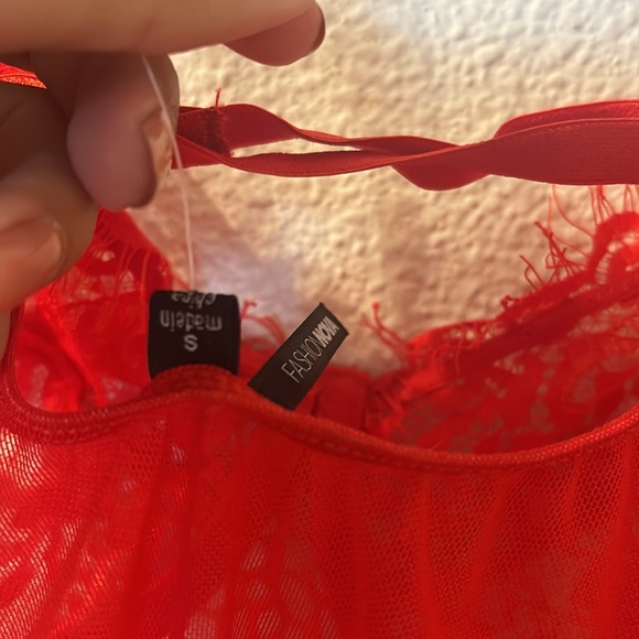 NWT Fashion Nova helplessly romantic teddy size small - Picture 5 of 7